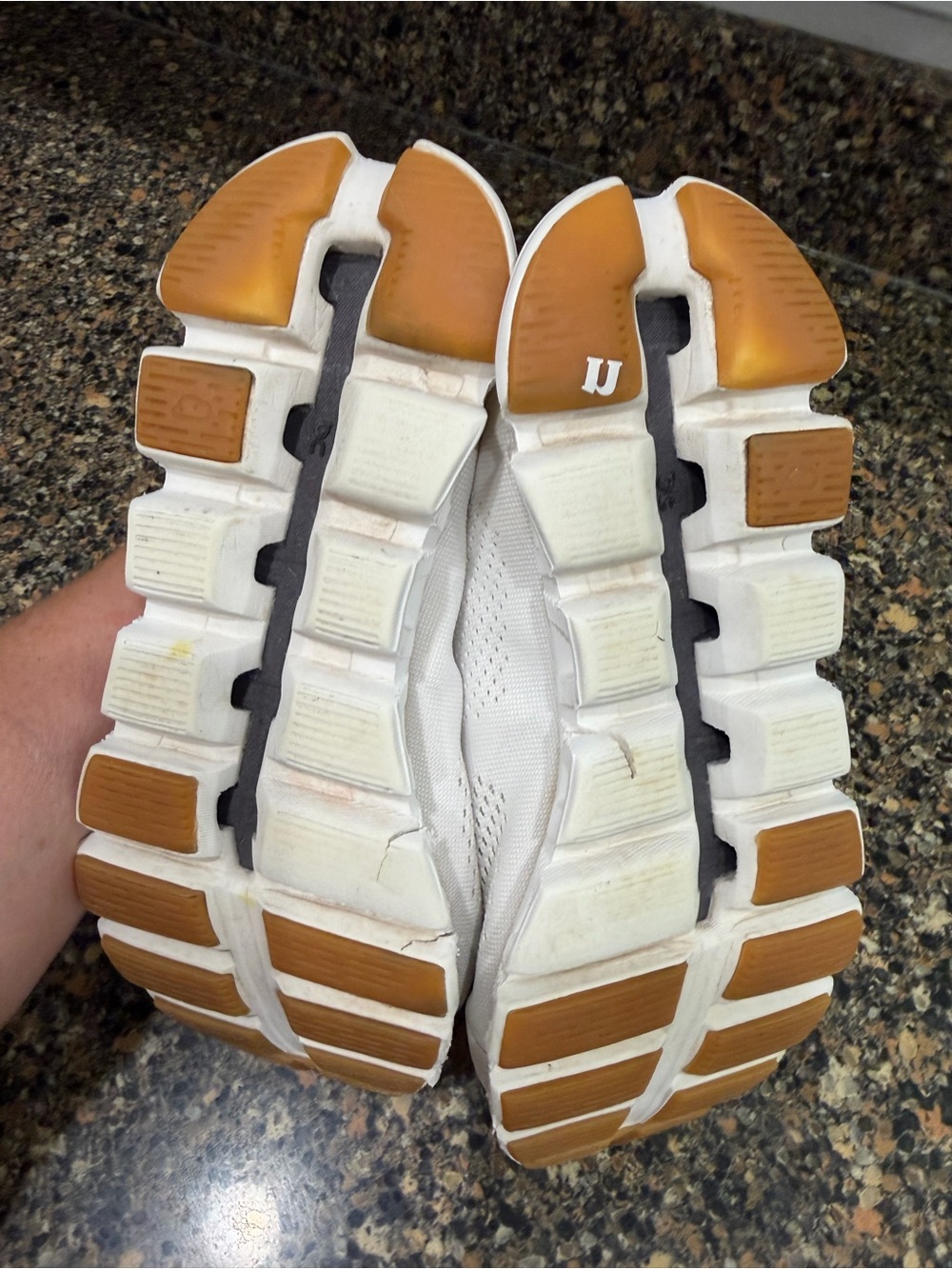 On Running Women's Cloudswift White Running Shoes 7.5 - Picture 8 of 13